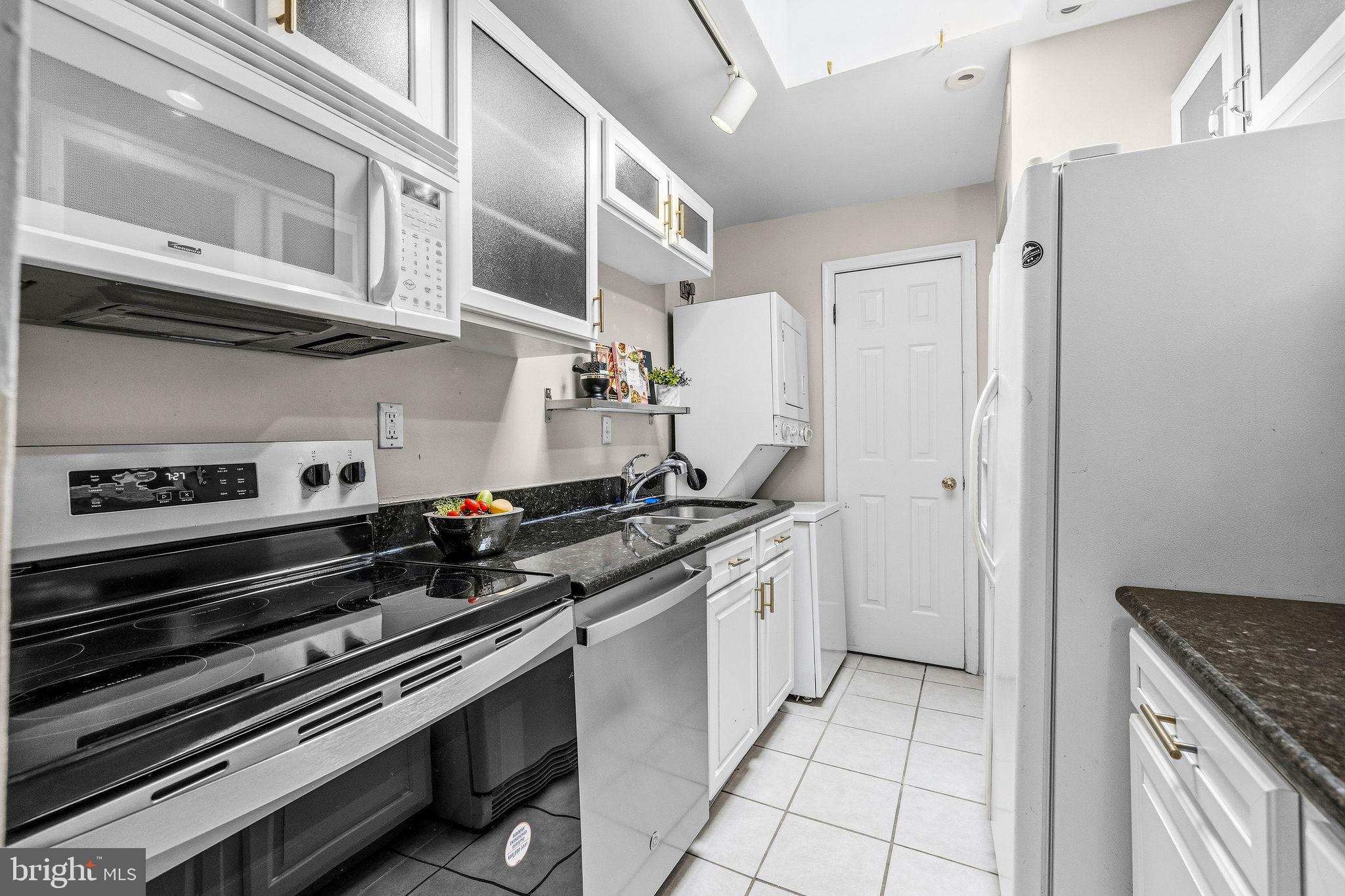 473 Ridge Street Northwest Washington, DC 20001 - Photo 15 of 34 Gallery Image 15
