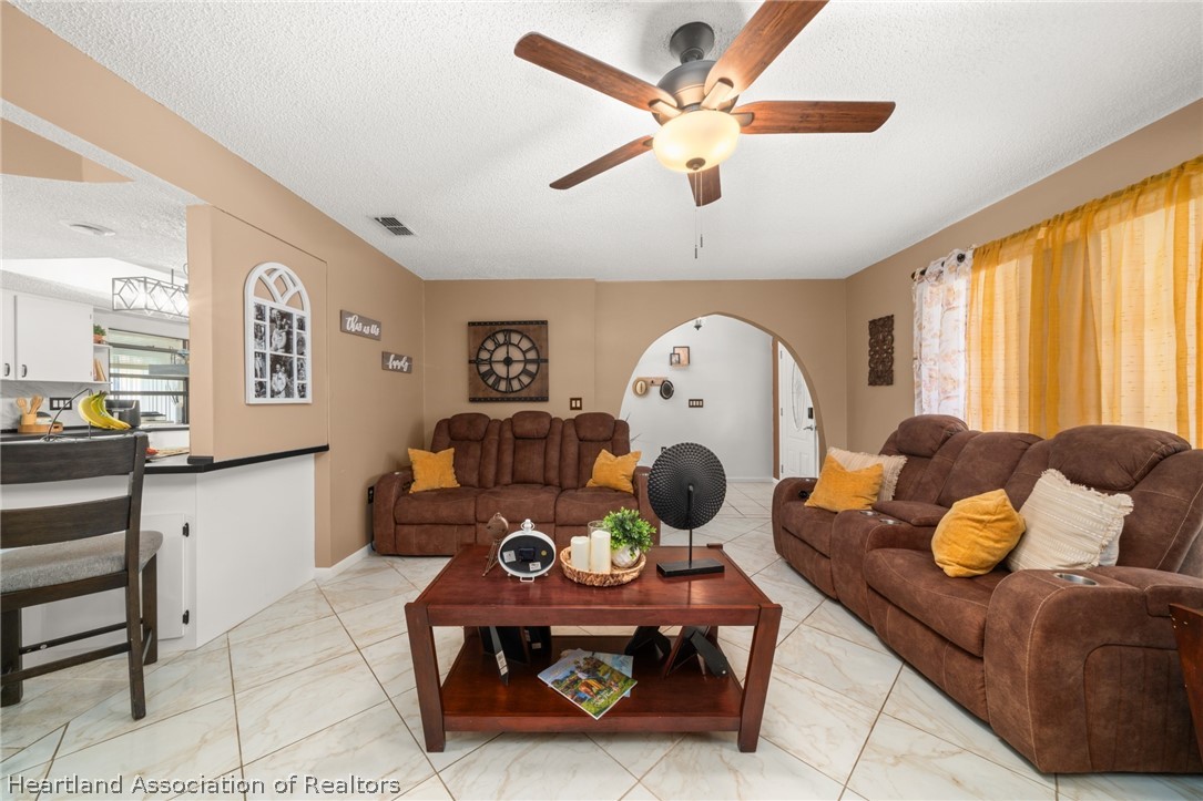 4201 Westminster Road Sebring, FL 33875 - Photo 5 of 43