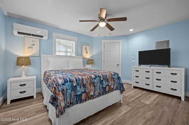 $2,000 | 501 Bridges Street, Unit B, Morehead City, NC 28557