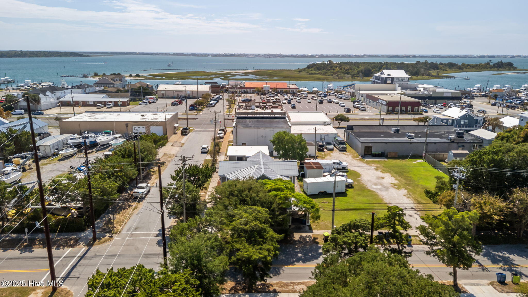 501 Bridges Street, Unit B Morehead City, NC 28557 - Photo 25 of 33 68-web-or-mls-DJI_20250926131316_0062_D