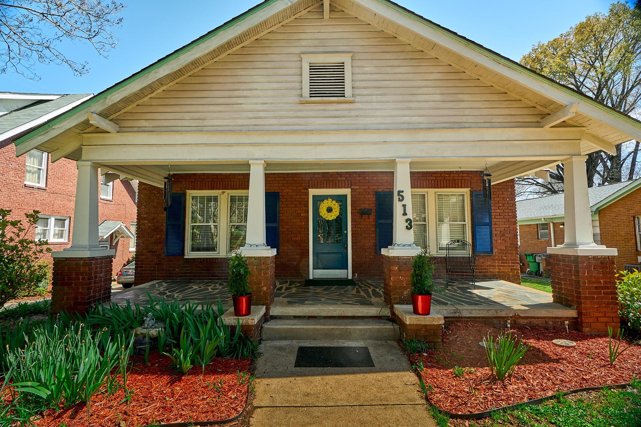 513 Grandin Road Charlotte, NC 28208 - Photo 1 of 29 Gallery Image 1