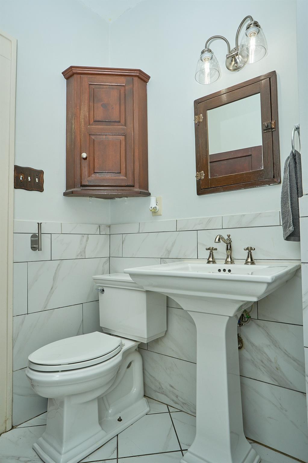 513 Grandin Road Charlotte, NC 28208 - Photo 13 of 29 Gallery Image 13
