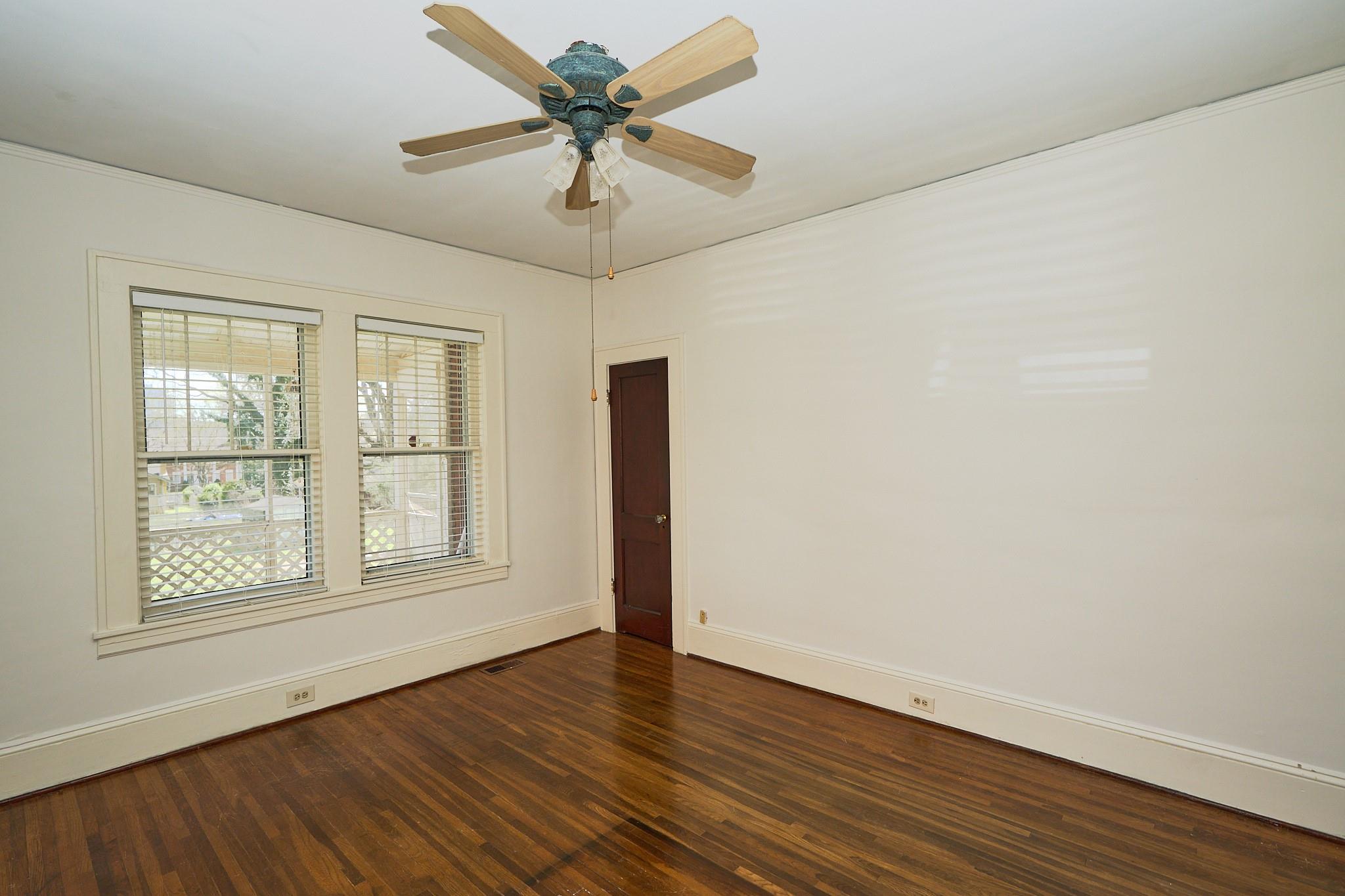 513 Grandin Road Charlotte, NC 28208 - Photo 17 of 29 Gallery Image 17