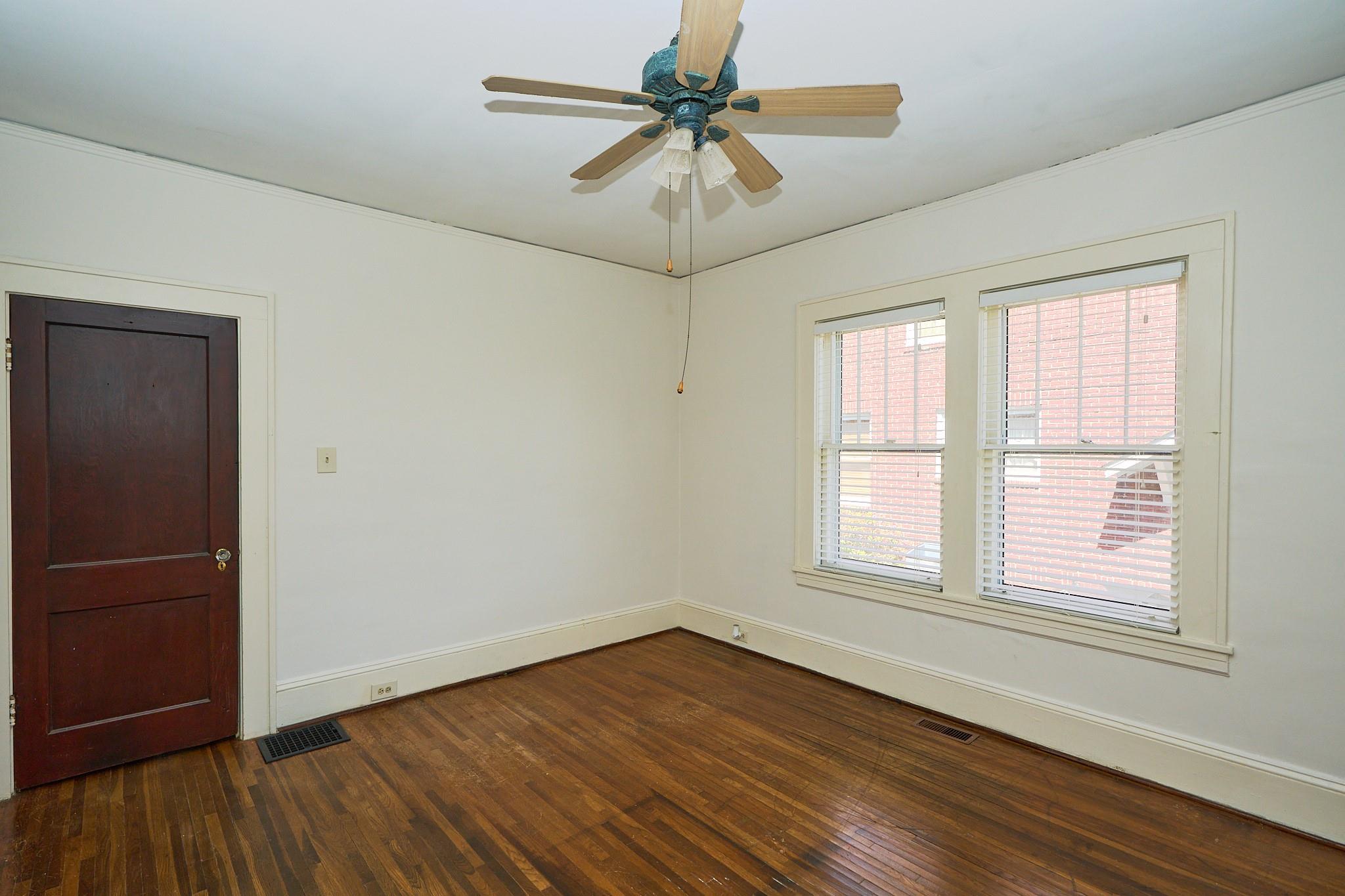 513 Grandin Road Charlotte, NC 28208 - Photo 18 of 29 Gallery Image 18