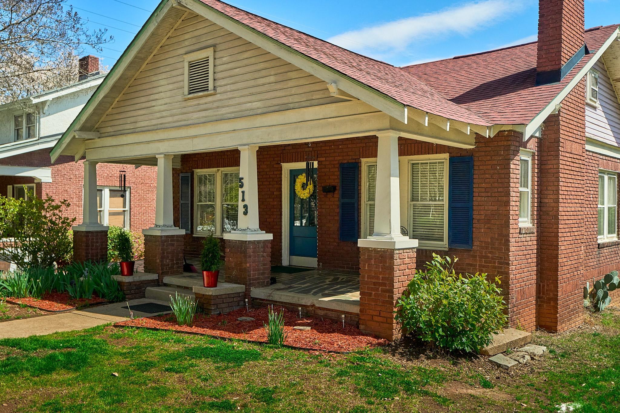 513 Grandin Road Charlotte, NC 28208 - Photo 3 of 29 Gallery Image 3