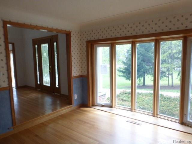 11111 West Gates Street Romeo, MI 48065 - Photo 11 of 33 P1100031.jpg