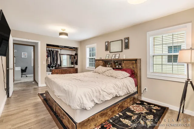 $325,000 | 107 South Main Street, Rockford, MI 49341