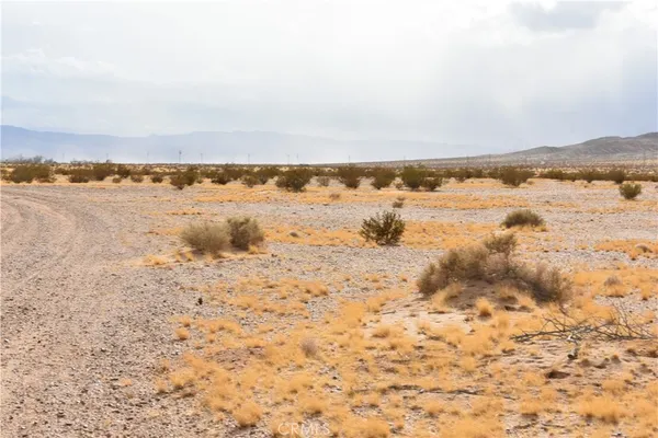 $60,000 | 0 Apn 0420-261-68-0000, Hinkley, CA 92347