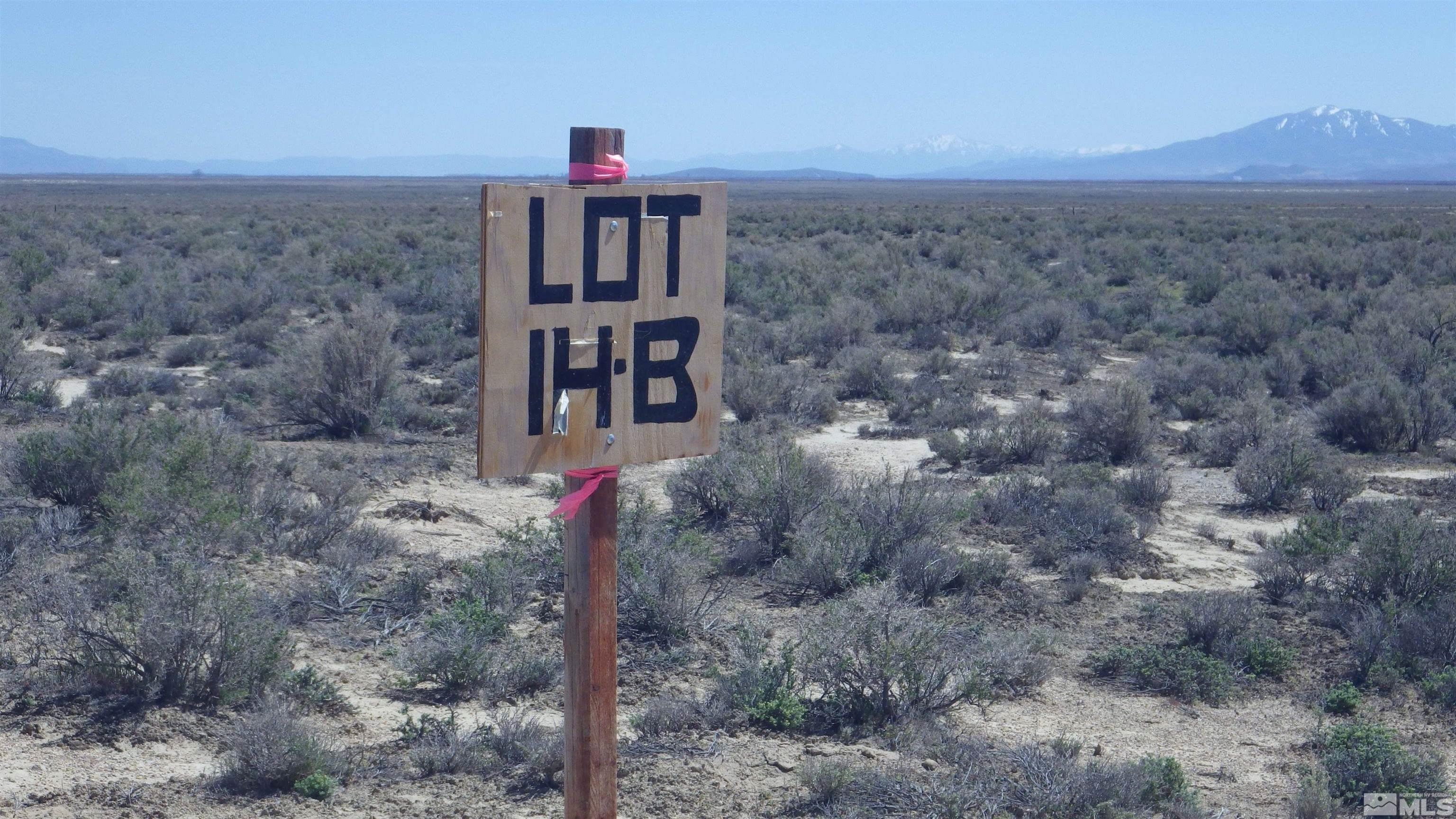 Stargazer Road, Unit STARGAZER Golconda, NV 89414 - Photo 10 of 12 a view of a house with a yard