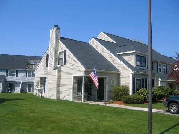 44 Riviera Road, Unit 44 Hudson, NH 03051 - Photo 1 of 1 Gallery Image 1