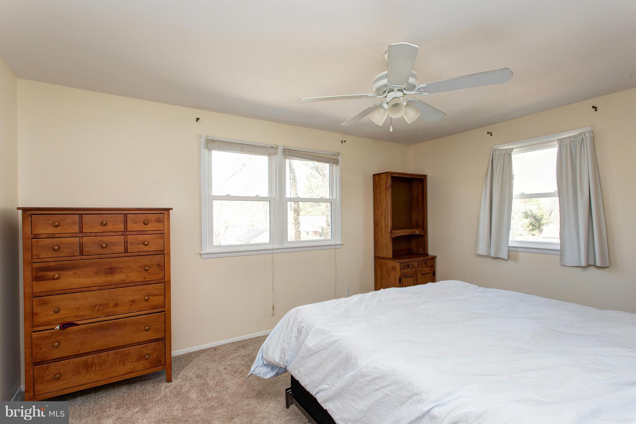 7406 Chatham Street Springfield, VA 22151 - Photo 22 of 30 Bedroom (Master)