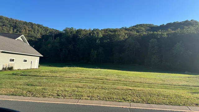 $39,000 | 2725 Oakhurst Drive, Lake City, MN 55041