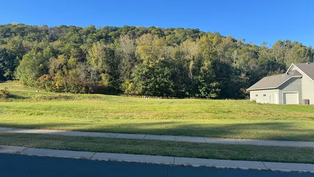 $39,000 | 2725 Oakhurst Drive, Lake City, MN 55041