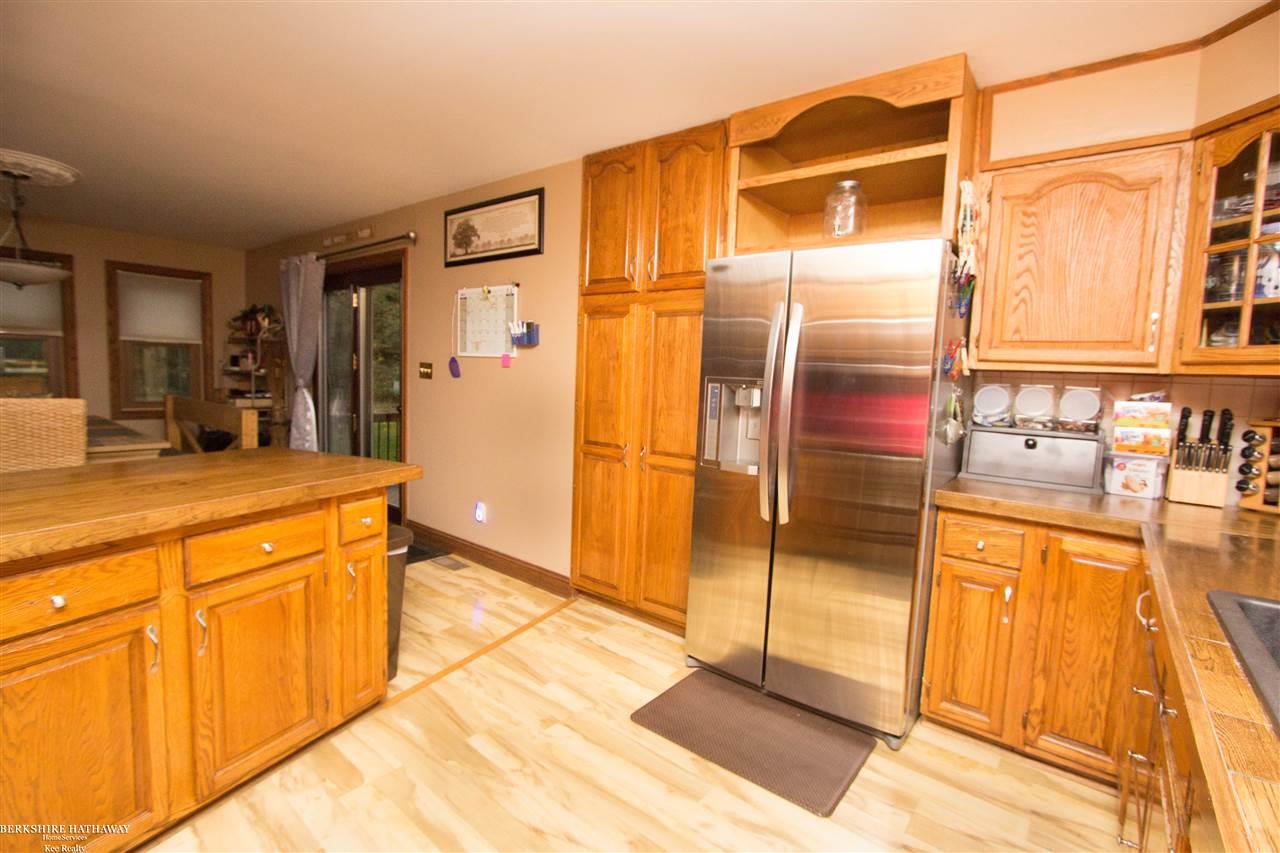 9630 Oakhurst Road Holly, MI 48442 - Photo 25 of 54 31332794-24.JPG