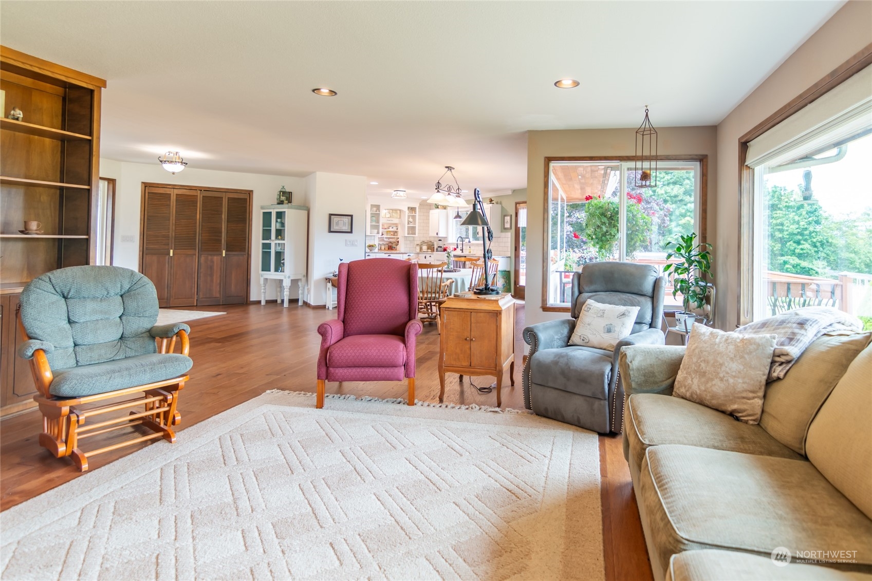 14664 Beaver Lake Road Mount Vernon, WA 98273 - Photo 11 of 40 Gallery Image 11