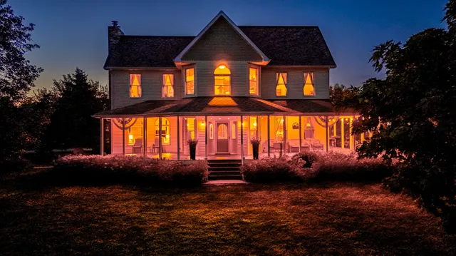 $686,900 | 10617 East 2950 N Road, Blackstone, IL 61313