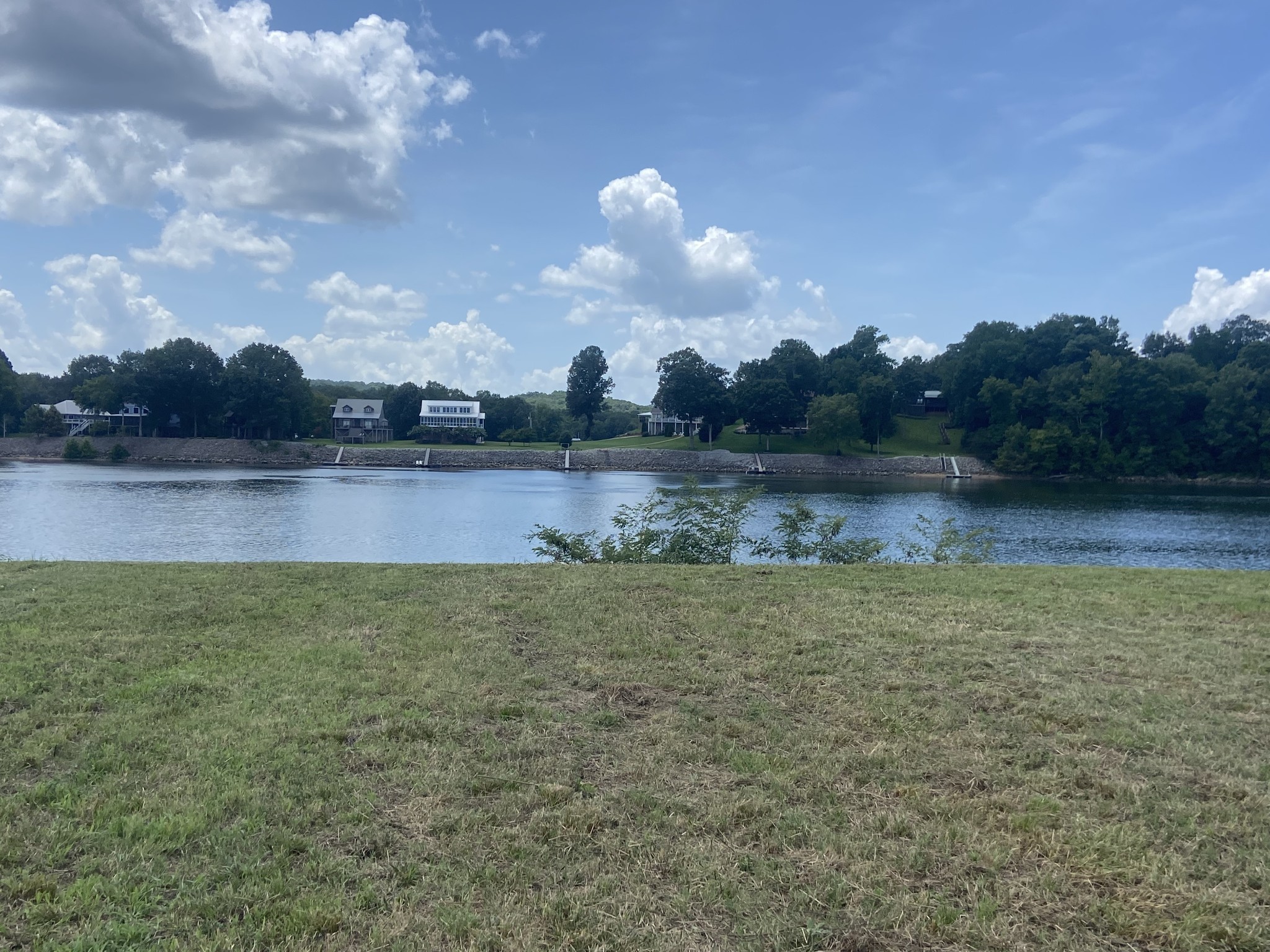 1627 Hardin Bottom River Road Clifton, TN 38425 - Photo 2 of 23