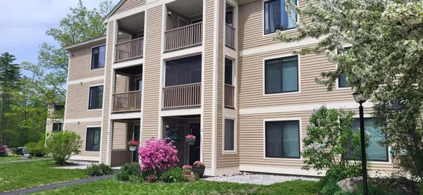 $234,900 | 19 Saco Street, Unit 36, Conway, NH 03813