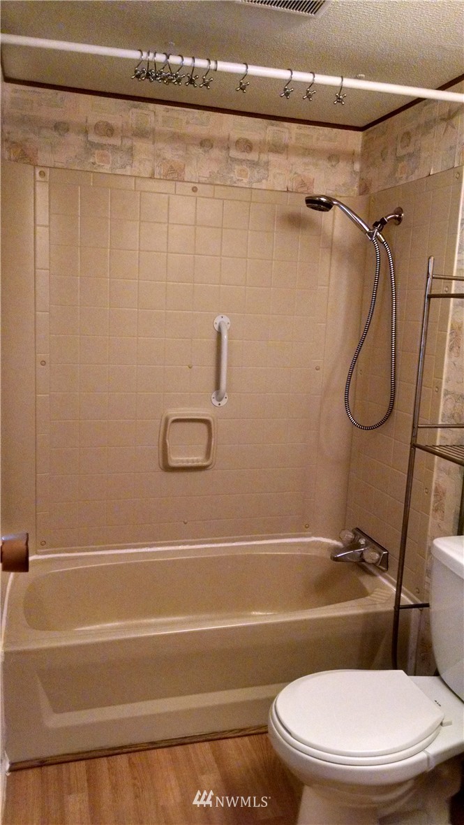 375 Union Avenue Southeast, Unit 133 Renton, WA 98059 - Photo 4 of 11 Gallery Image 4