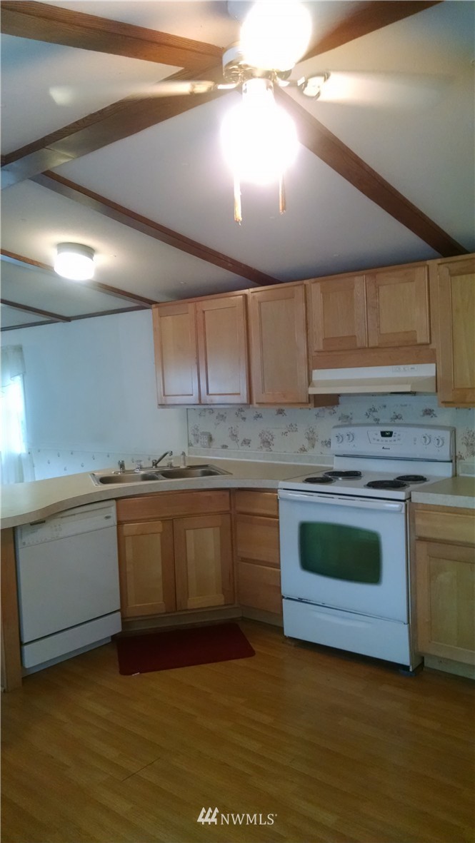 375 Union Avenue Southeast, Unit 133 Renton, WA 98059 - Photo 7 of 11 Gallery Image 7