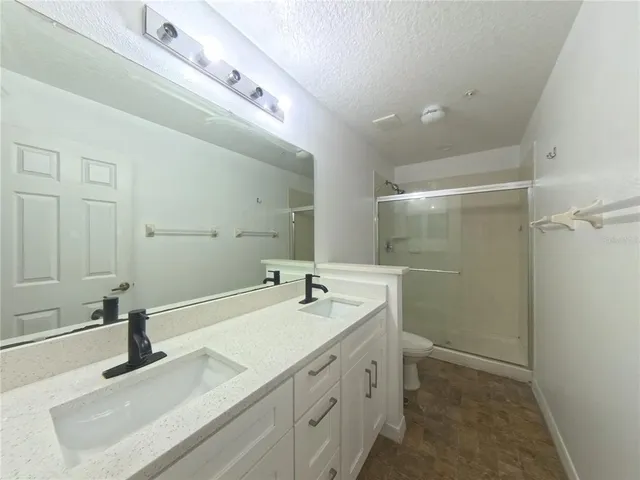 $299,900 | 215 Glowing Peace Lane, Unit 86, Orlando, FL 32824