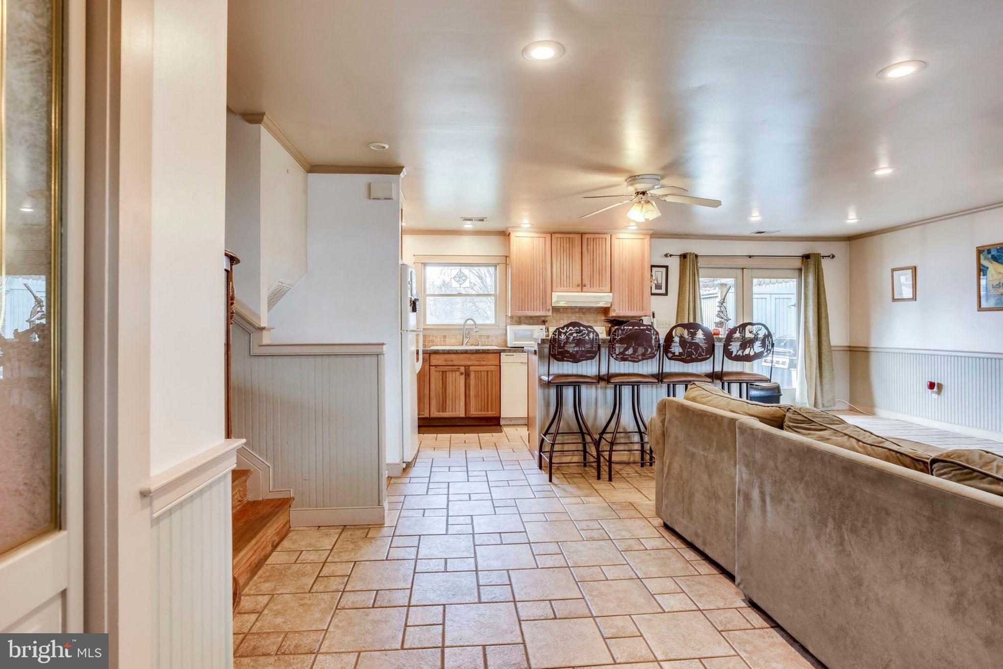 802 East Roanoke Road Sterling, VA 20164 - Photo 8 of 54 Gallery Image 8