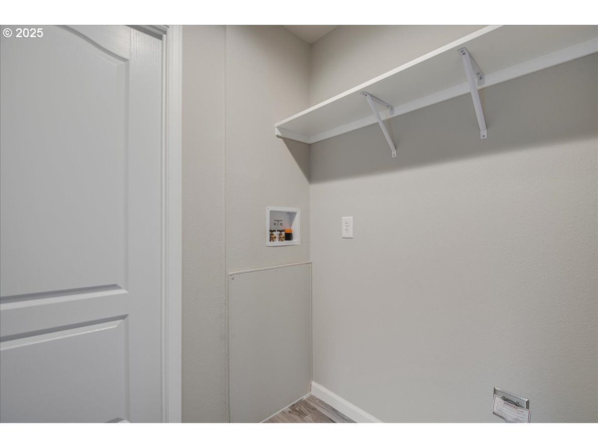 3441 Southeast 111th Avenue, Unit 20 Portland, OR 97266 - Photo 17 of 18