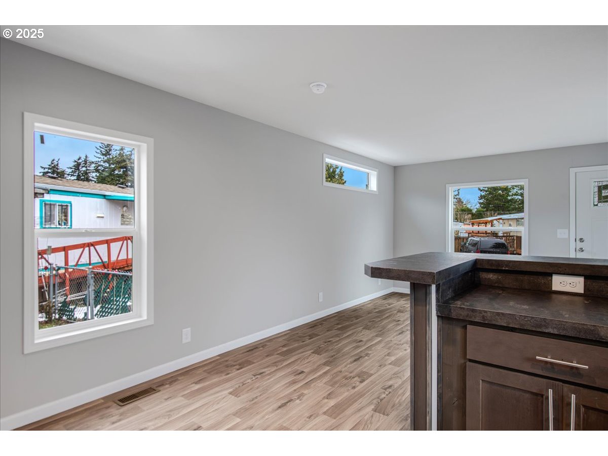 3441 Southeast 111th Avenue, Unit 20 Portland, OR 97266 - Photo 10 of 18