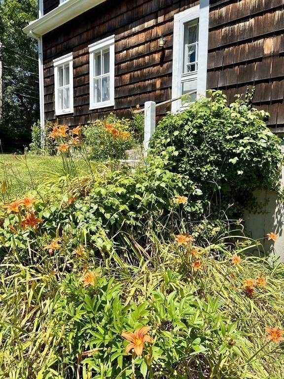 264 Old Harbor Road Westport, MA 02790 - Photo 8 of 23 Gallery Image 8