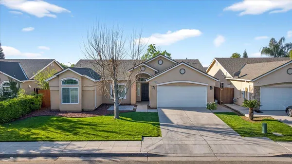 $445,000 | 6623 East Alta Avenue, Fresno, CA 93727