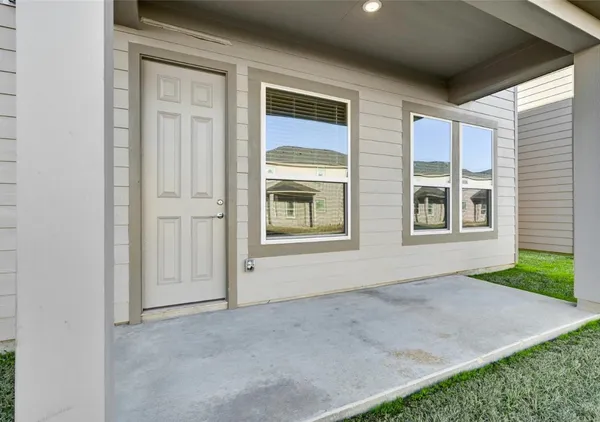 $2,249 | 18620 Louetta Creek Drive, Unit 20, Spring, TX 77388