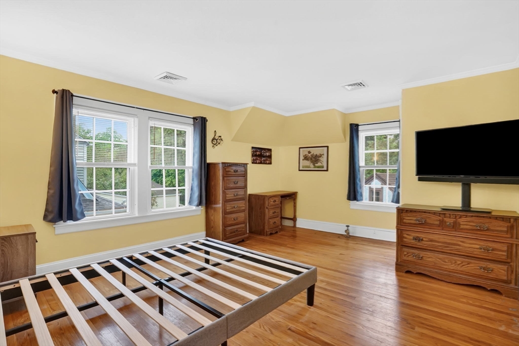 158 Wenonah Road Longmeadow, MA 01106 - Photo 21 of 35