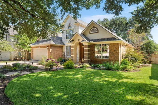 $575,000 | 2021 Inverness Drive, Round Rock, TX 78681