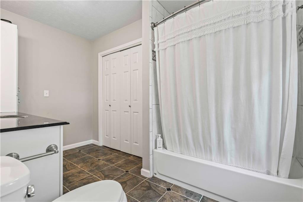 312 Northwest Locust Street Lee's Summit, MO 64064 - Photo 18 of 51