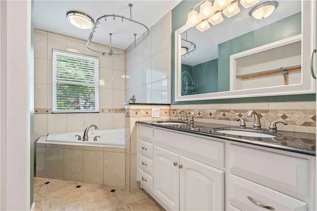 $449,000 | 312 Northwest Locust Street, Lee's Summit, MO 64064