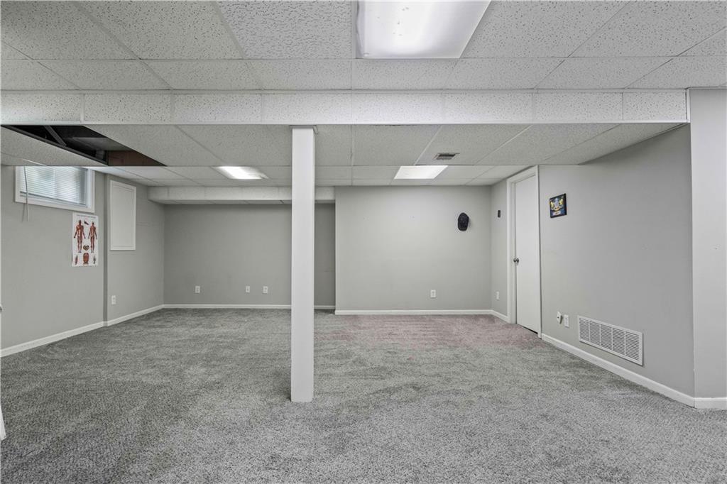 312 Northwest Locust Street Lee's Summit, MO 64064 - Photo 34 of 51