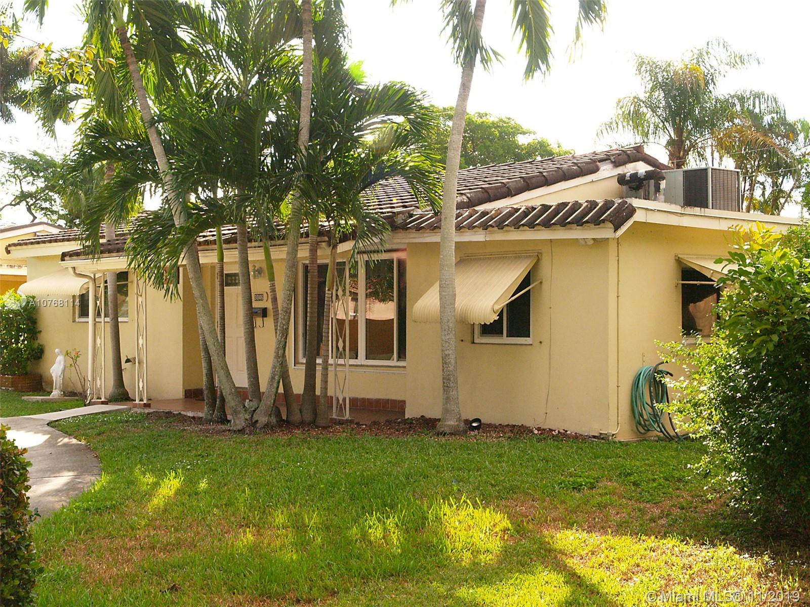 3046 Arthur Street Hollywood, FL 33021 - Photo 3 of 37 Gallery Image 3
