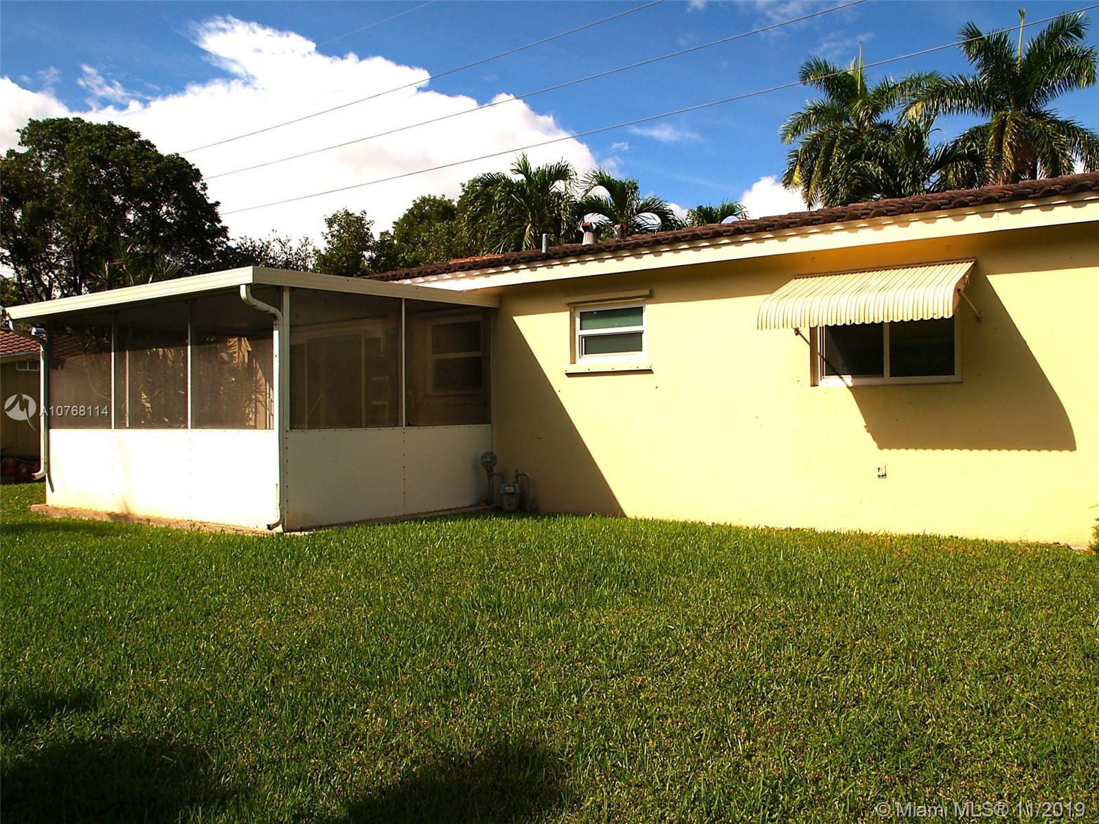 3046 Arthur Street Hollywood, FL 33021 - Photo 36 of 37 Gallery Image 36