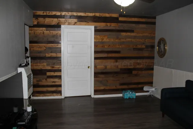 $160,000 | 400 Blevins Street, Hereford, TX 79045