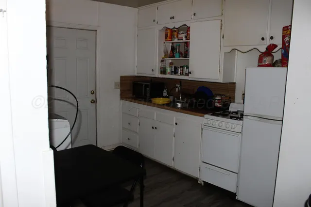 $160,000 | 400 Blevins Street, Hereford, TX 79045