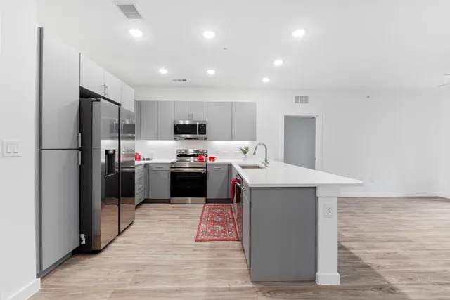 $285,000 | 4801 Springdale Road, Unit 2010, Austin, TX 78723