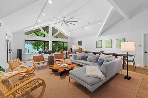 $1,450,000 | 111 Inspiration Drive, Sunrise Beach, TX 78643