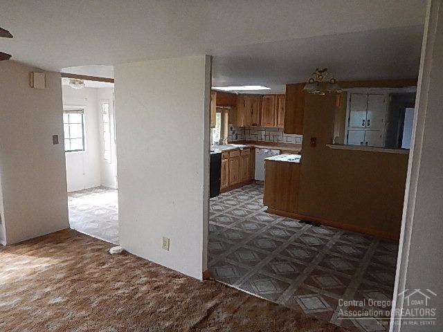 7460 Edwards Road Prineville, OR 97754 - Photo 8 of 17 Gallery Image 8