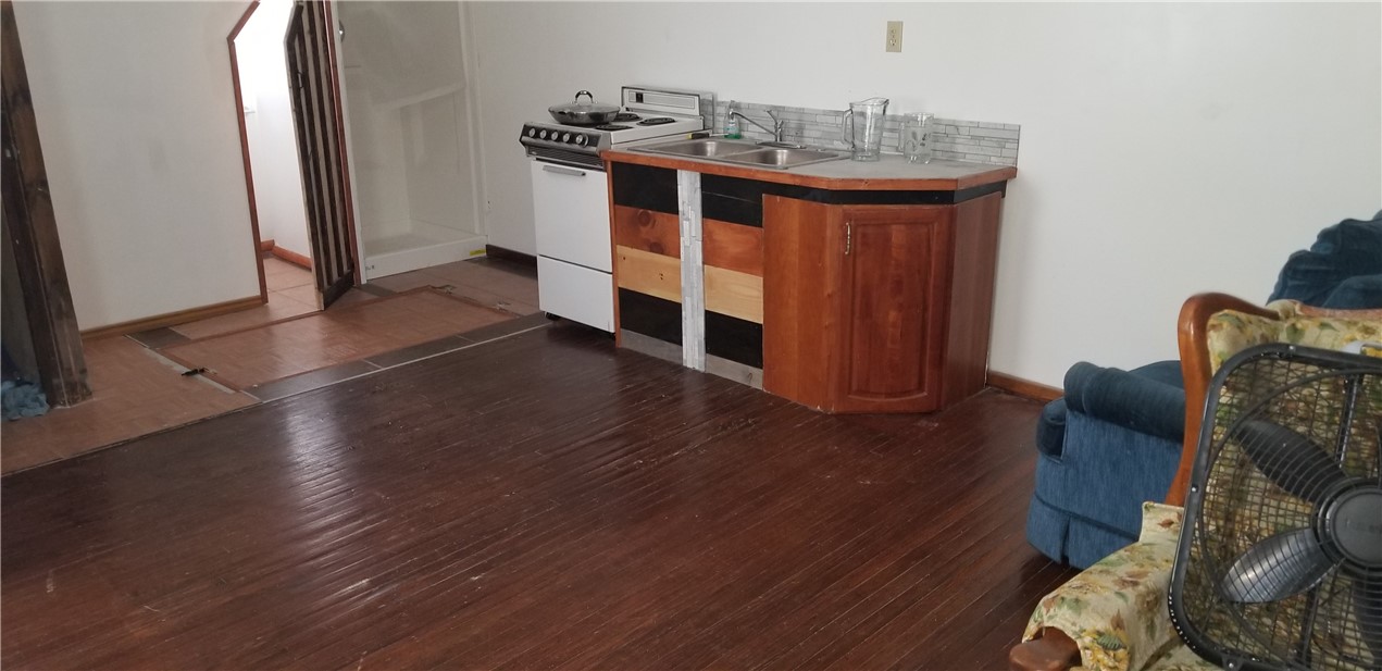 61 Oakman Street Rochester, NY 14605 - Photo 7 of 11 Studio Unit Kitchenette