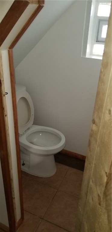 61 Oakman Street Rochester, NY 14605 - Photo 9 of 11 Studio Unit Bathroom