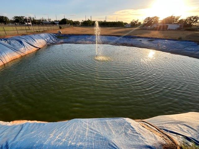 508 North Water Street Roby, TX 79543 - Photo 38 of 40 with aeration fountain for the fish