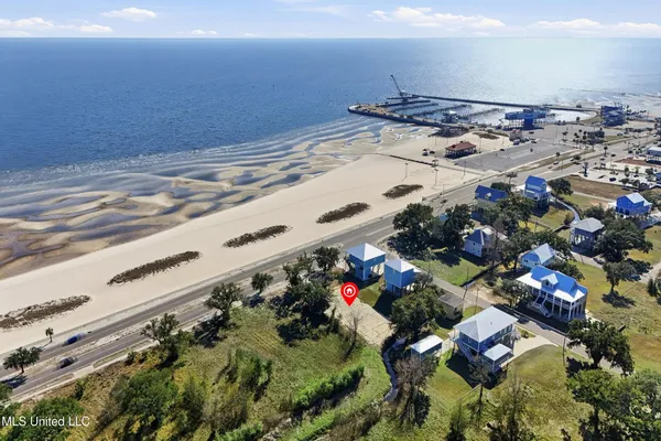 $275,000 | 610 East Beach Boulevard, Long Beach, MS 39560