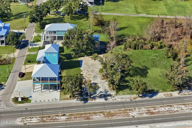 $275,000 | 610 East Beach Boulevard, Long Beach, MS 39560