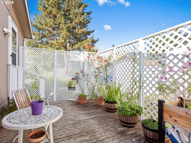 a outdoor view with a seating space