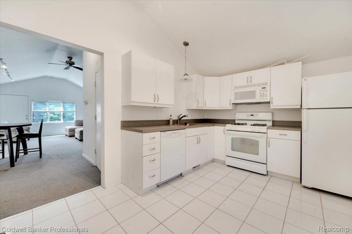 5490 Waldon Road Clarkston, MI 48348 - Photo 55 of 59 Gallery Image 55